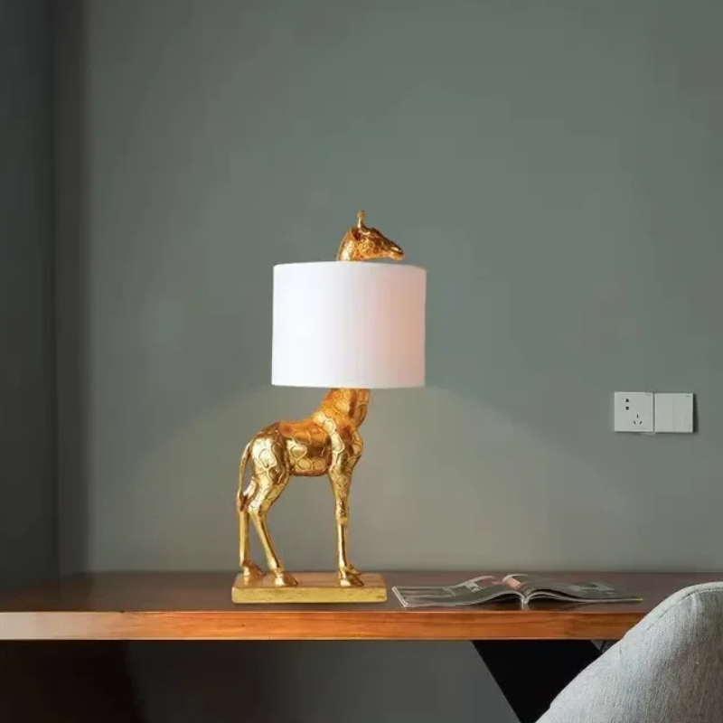 Home Decor Lighting Manufacturer - Lampa Stołowa Żyrafa z Żywicy, Produkcja